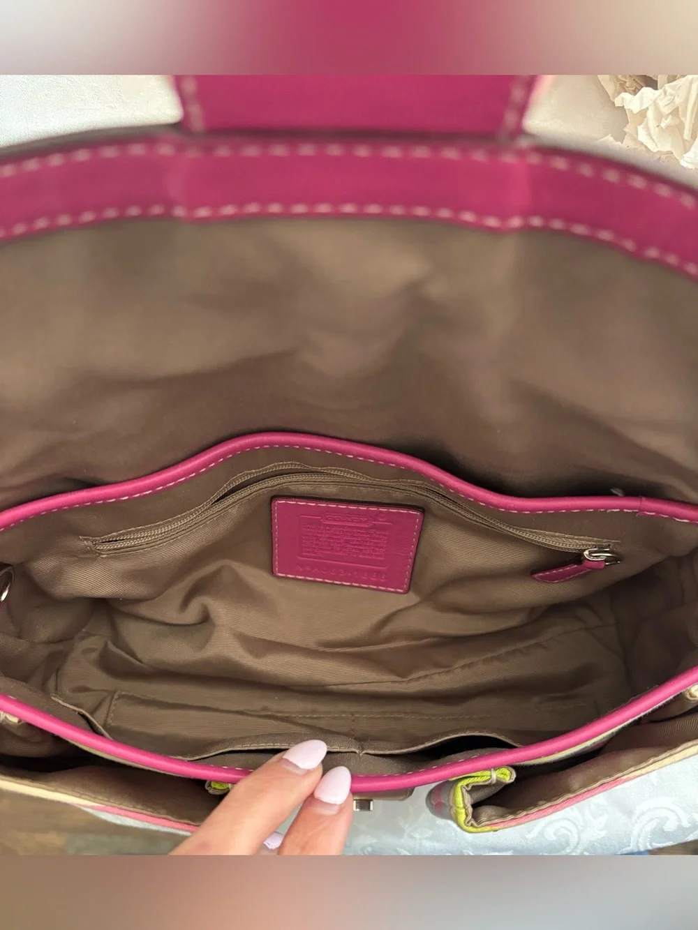 Vintage Y2K Coach Soho Hampton Pastel Pink Striped Canvas Shoulder  Bag Buckle